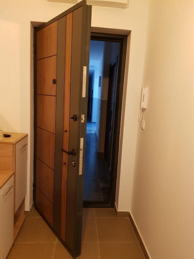 Appartement Aurora à Subotica Extérieur photo