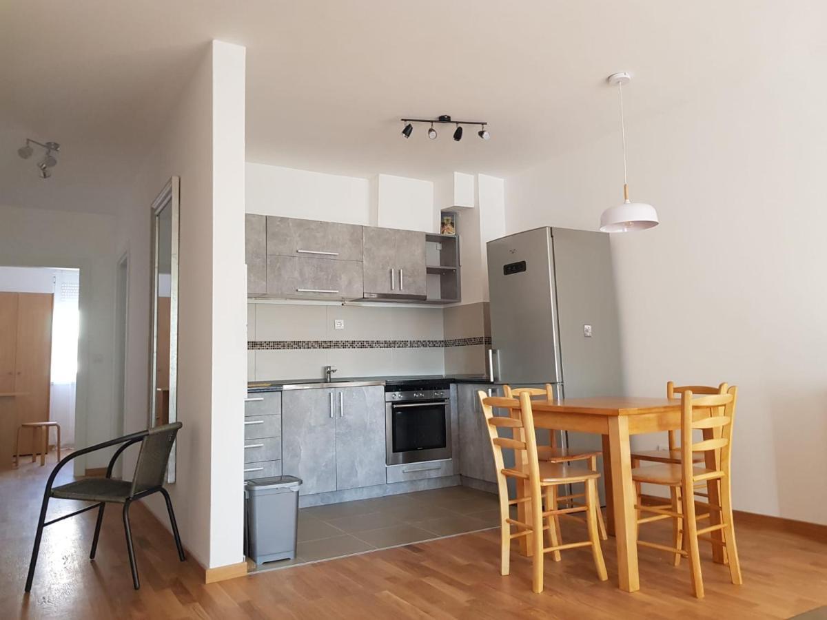 Appartement Aurora à Subotica Extérieur photo